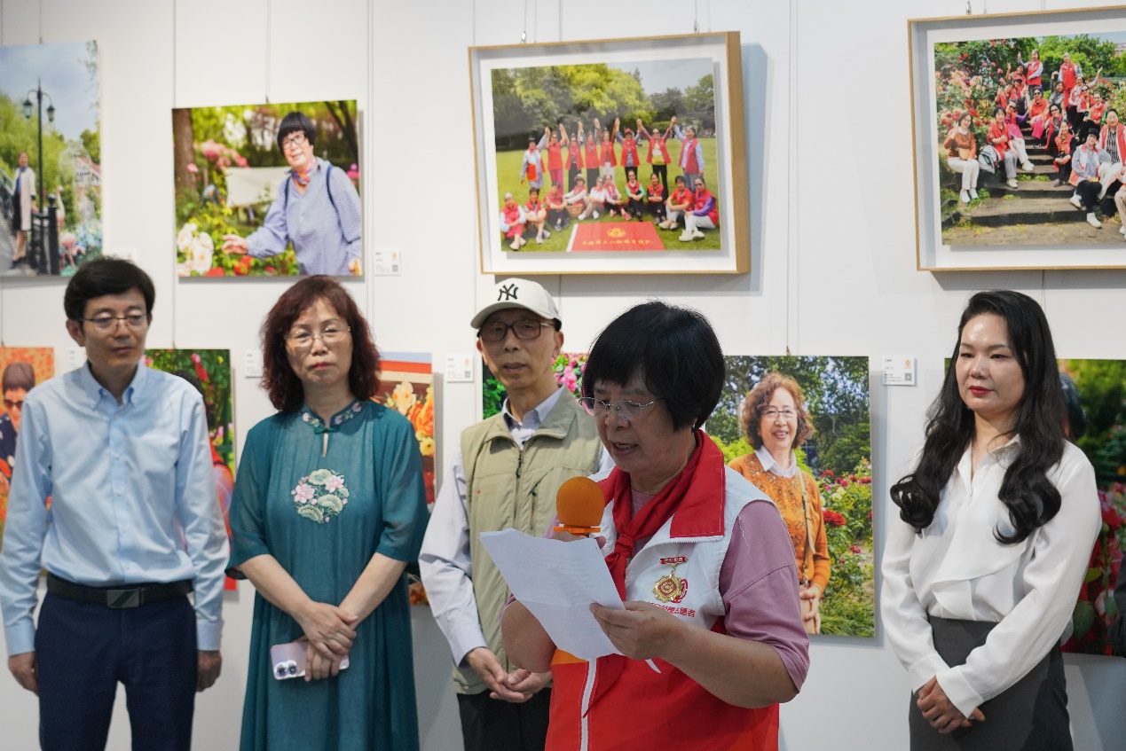 汇聚榜样力量,共赏艺术华章—“劳模旗手劳动节风采展”在沪盛大启幕 汇聚榜样力量,共赏艺术华章—“劳模旗手劳动节风采展”在沪盛大启幕