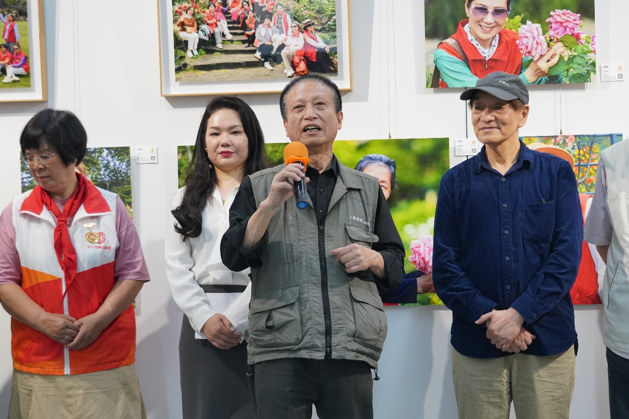 汇聚榜样力量,共赏艺术华章—“劳模旗手劳动节风采展”在沪盛大启幕 汇聚榜样力量,共赏艺术华章—“劳模旗手劳动节风采展”在沪盛大启幕