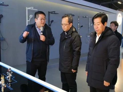 山东省人大立法调研组来枣庄市中区开展优化营商环境立法调研活动