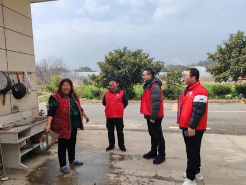 江西省庐山市海会镇：“围庐夜话”入户宣传 服务群众落到实处