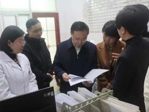 江西省卫生健康委党组成员、副主任江晓斌一行赴吉安县妇保中心调研妇幼健康工作